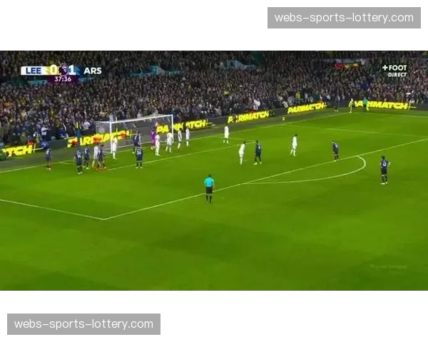 斯特拉斯堡对阵雷恩，客队利用角球率先破门