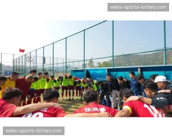 业余足球联赛发展，中超俱乐部对基层足球支持力度